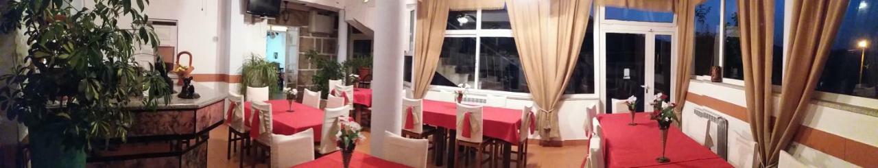 Hotel Gite Cantinho Davo Campea ภายนอก รูปภาพ